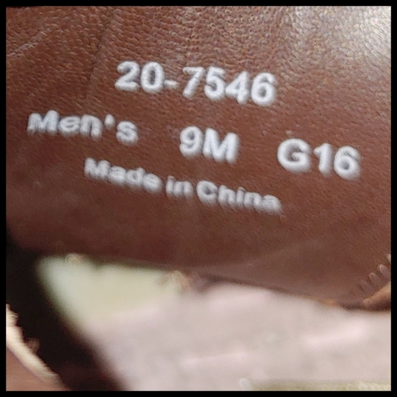 Johnston & Murphy Cognac Wingtip - Picture 6 of 11